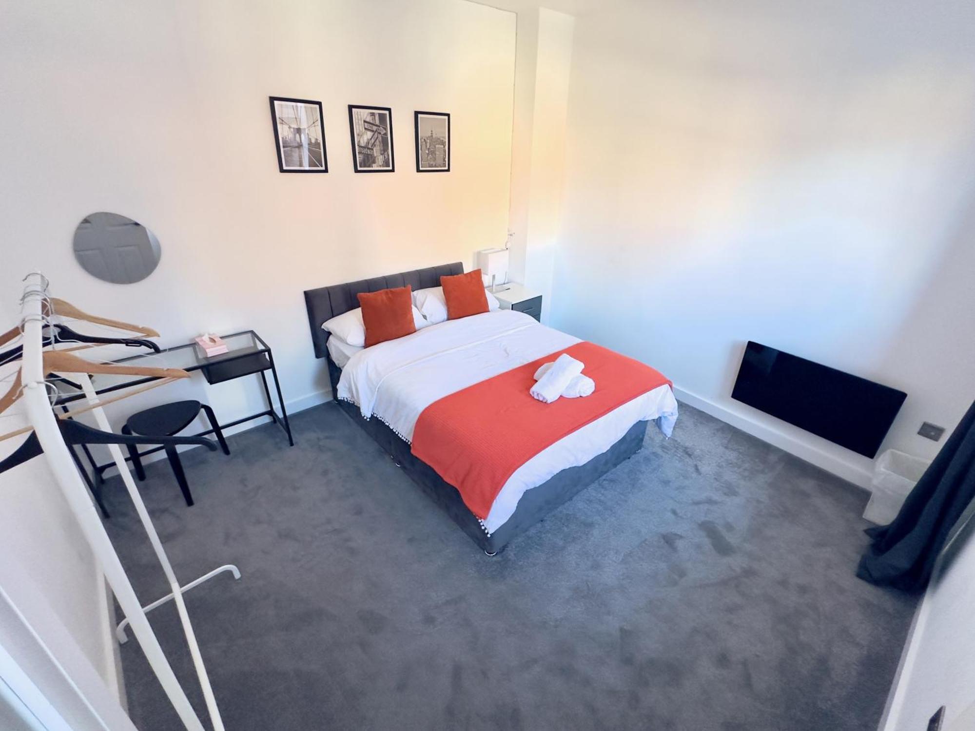 Modern House In Birmingham Villa ภายนอก รูปภาพ